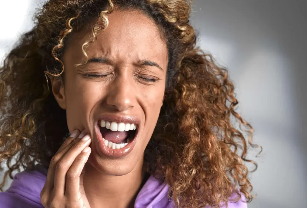 When to See a Dentist for Persistent Tooth Pain and Sensitivity Brighton